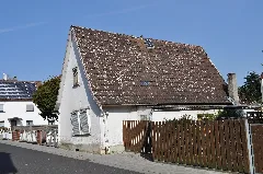 Dornholzhausen, Dornholzhäuser Straße 28