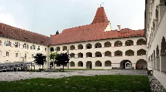 Ebendorf Stift Arkadenhof 09062007 13