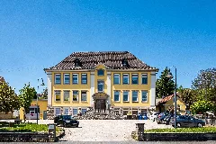 Ehemalige Grundschule Schlierstadt