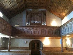 Emporenumlauf Und Orgel