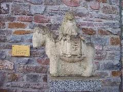 Eponafigur Am Eingang Des Mühltals In Boppard