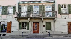 Ermatngnphoenixbalkon