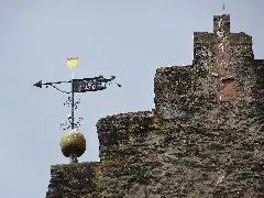 Evangelische Pfarrkirche (Nieder Weisel) Giebel 01