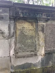 Familiengrab Rothfels Kassel 56