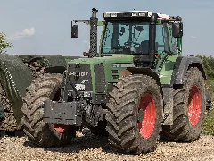 Fendt Favorit 926 Vario Mit Eckiger Haube
