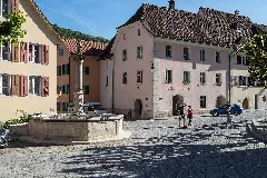 Fontaine Du Mai Et Hotel De Ville En Saint Ursanne