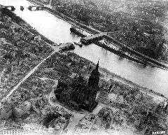 Frankfurt Am Main Altstadt Zerstoerung Luftbild 1944