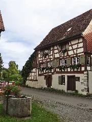 Fruthwilenoberdof1Brunen