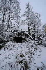 Fußgängerbrücke. Bergmannsplatz In Hohndorf, Sachsen 2H1A4951Wi