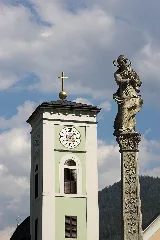 Gaming Mariensaeule Und Kirchturm