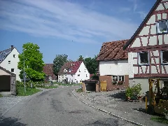Gaugshausen Jul 2012 4 (Streetscape)
