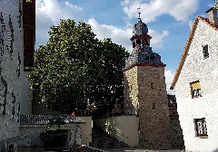 Gemeindeturm Gau Weinheim Von Sueden