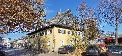 Ger — By – Oberbayern — Lkr. Rosenheim — Gemeinde Prien Am Chiemsee — Prien Am Chiemsee Ort Bahnhofplatz 3 (Gebäudeansicht Hochriesstrasse)