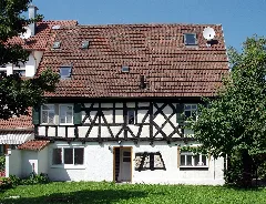 Glemsstraße 40, Unterriexingen