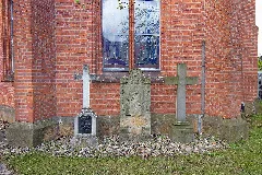 Grabsteine In Dungelbeck (Peine) Img 4840