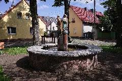 Greppin, Brunnen Auf Dem Lindenplatz