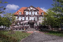 Greppin, Rathaus