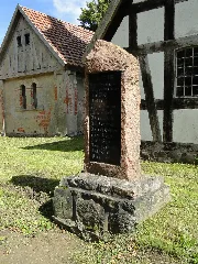 Gross Vielen Kirche Kriegerdenkmal 2010 09 03 154