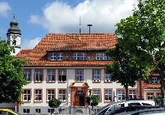 Grundschule Grafenhausen Mit Turm Von St. Fides