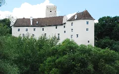 Guentherz 2010 07 31 0103 Karlstein Burg