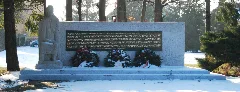 Guentherz 2011 01 29 0031 Teesdorf Kriegerdenkmal