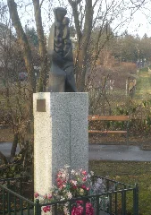 Guentherz 2011 03 10 1304 Wien17 Dornbacher Strasse Alexander Lernet Holenia Park Himmelmutterstatue