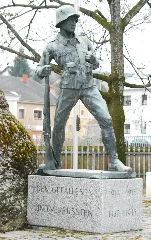 Guentherz 2011 03 19 0040 Zwettl Kriegerdenkmal