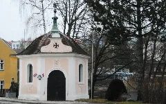 Guentherz 2011 03 19 0047 Zwettl Johannes Nepomuk Kapelle Kriegerdenkmal