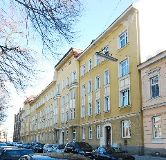 Guentherz 2011 03 24 0017 Wien12 Altmannsdorf Johann Hoffmann Platz10 15 Strassenbahnerwohnheim