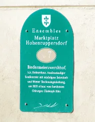 Guentherz 2011 04 09 0109 Hohenruppersdorf Haus7 Tafel