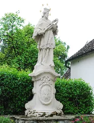 Guentherz 2011 05 01 0044 Maissau Johannes Nepomuk Statue1
