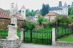 Guentherz 2011 05 01 0047 Maissau Heiliger Florian Statue