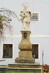 Guentherz 2011 06 18 0043 Gross Gerungs Statue Johannes Nepomuk