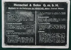Guentherz 2012 12 01 0270 Stockerau Henschel Motor Dreiradwalze Tafel