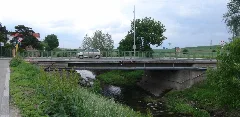 Guentherz 2013 05 12 00429 Wien10 Klederinger Bruecke Ueber Liesingbach