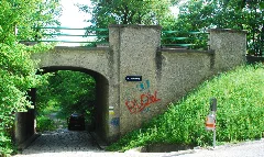 Guentherz 2013 05 19 0308 Wien17 Hoehenstrasse Kleeblattbruecke
