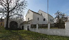 Gutshof In Götzweis