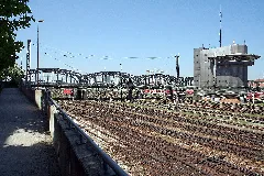 Hackerbruecke Und Stellwerk Muenchen