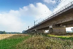 Haemerten Elbebruecke Eisenbahn