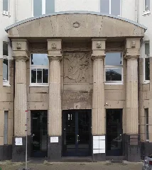 Haus Esplanade, Luegplatz 3, Eingangsportal, Düsseldorf Oberkassel