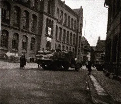 Helmstedt Panzer 1945 04 12 Ml