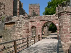Henneburg 2