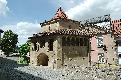 Hexagonal Building From 1230 (28030981172)