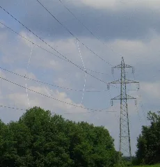 Hochspannungsleitung Abstandshalter