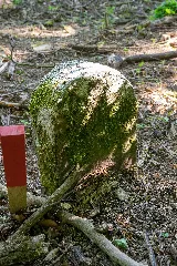 Höxter 2018 05 20 Grenzstein Höxter Godelheim Maygadessen (01)
