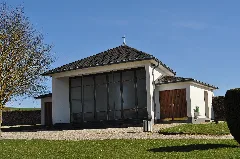 Holzheim, Trauerhalle