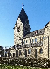 Houverath Eifeldomstraße Kirche (07)