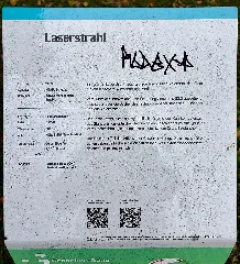 Infotafel „Laserstrahl“, Gedanken Gang, Berlin Adlershof, 2025 10 21