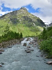 Innergschlöss Gschlössbach Und Vorderer Kesselkopf