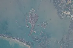 Iss023 E 21787 View Of Earth